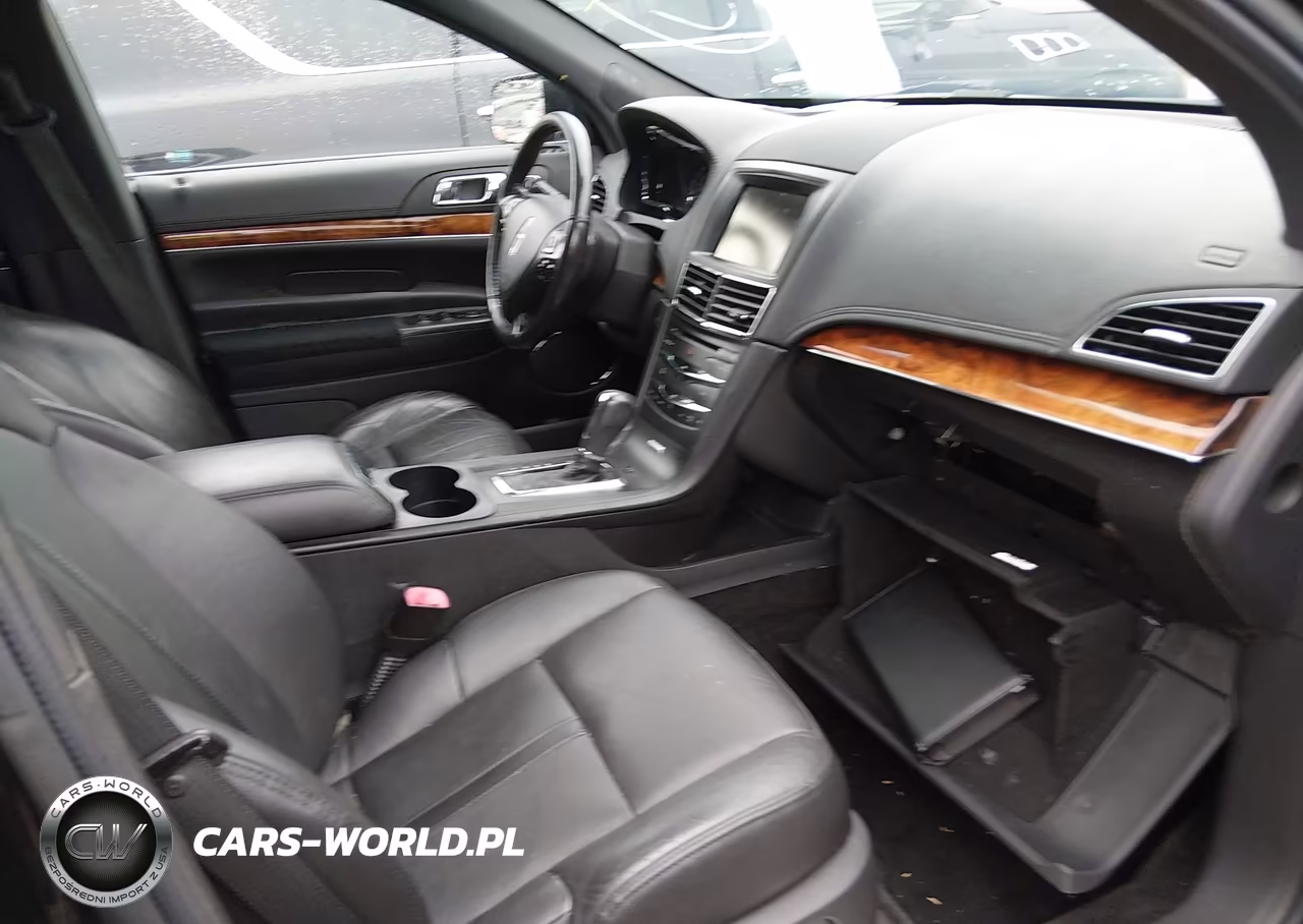 2015 Lincoln Mkt Livery VIN:2LMHJ5NK1FBL01536 - 5