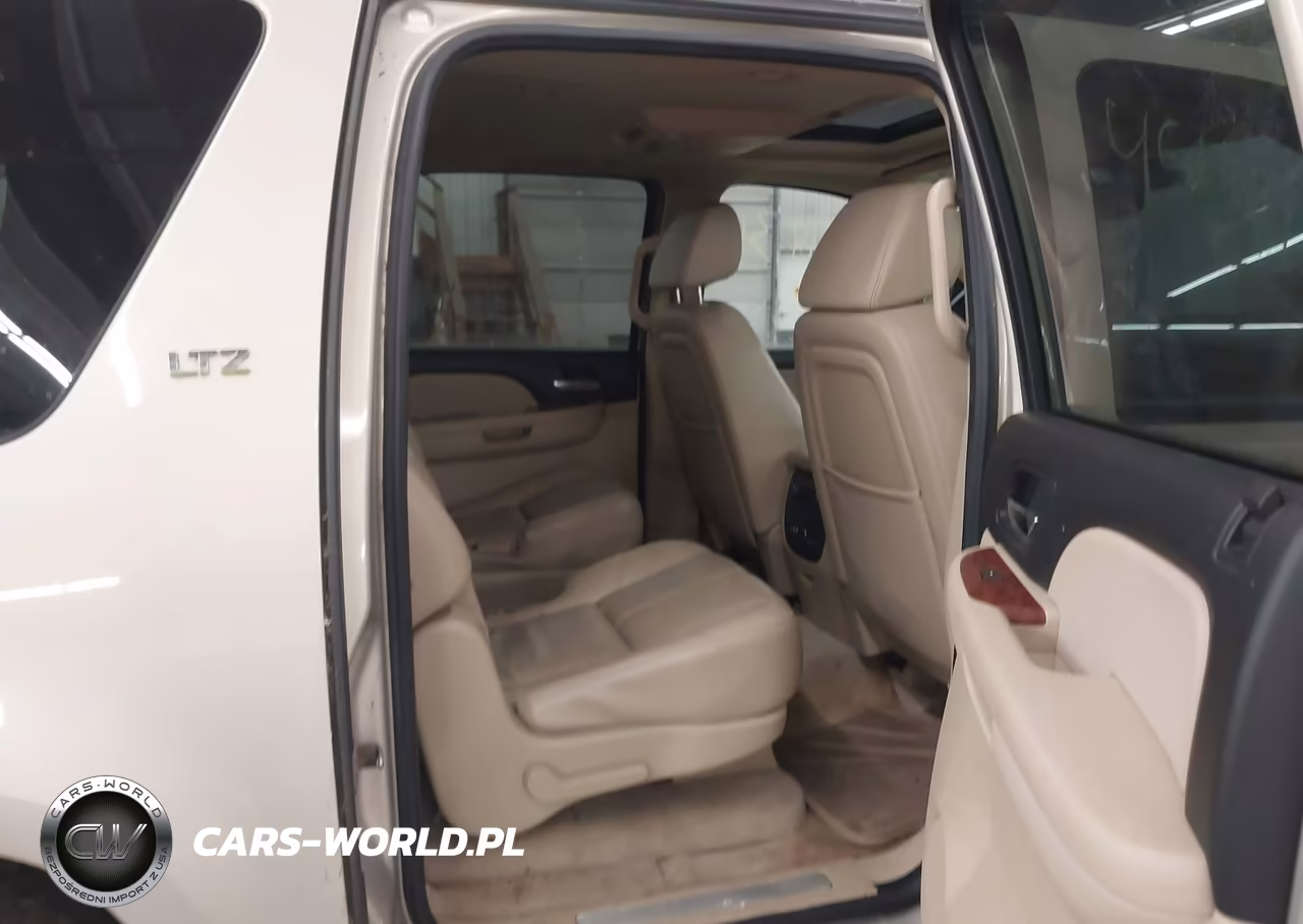 2008 Chevrolet Suburban 1500 Ltz VIN:1GNFK16328R226647 - 8