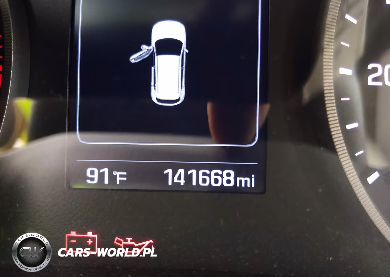 2016 Hyundai Tucson Sport VIN:KM8J33A21GU034976 - 16