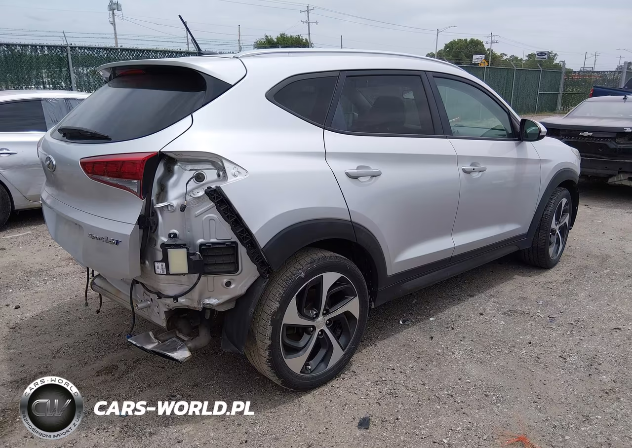 2016 Hyundai Tucson Sport VIN:KM8J33A21GU034976 - 4