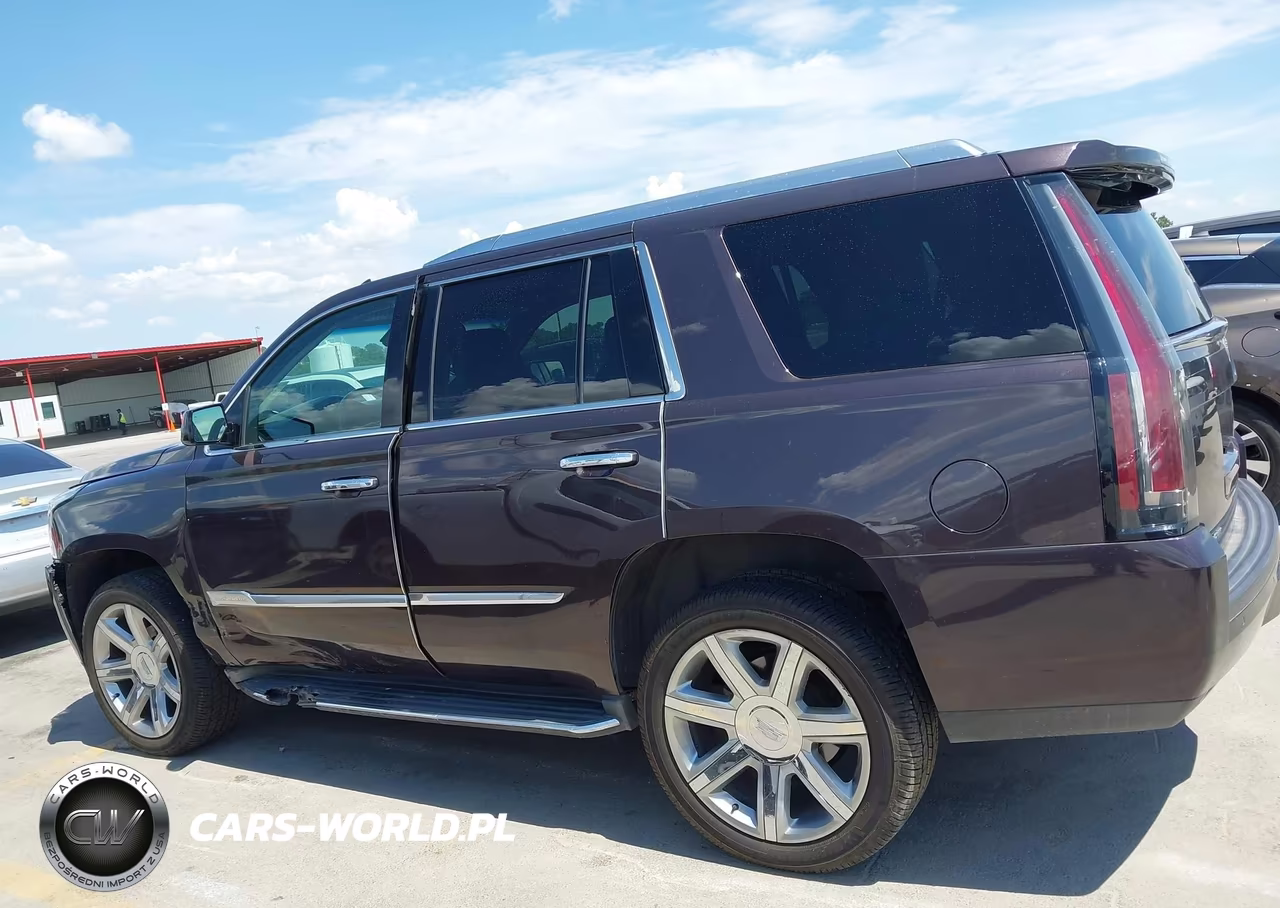 2015 Cadillac Escalade Luxury VIN:1GYS3BKJ2FR243860 - 14