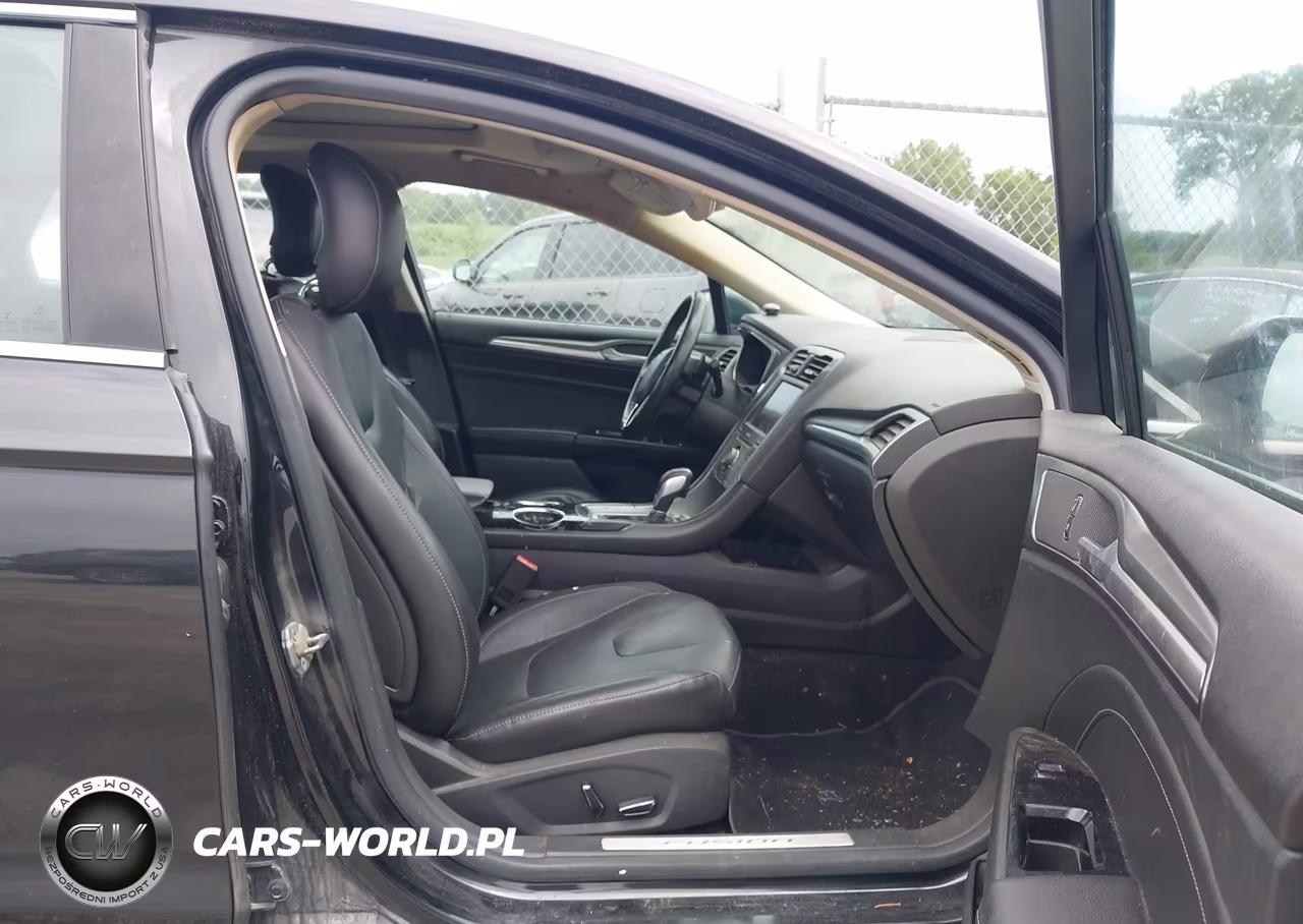 2013 Ford Fusion Titanium VIN:3FA6P0K92DR168722 - 5