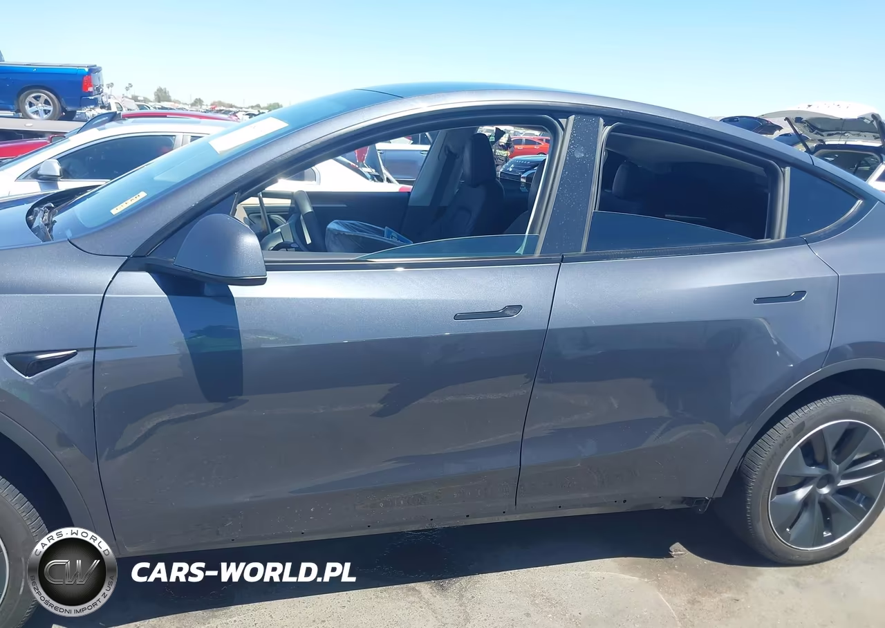 2023 Tesla Model Y Awd-Long Range Dual Motor All-Wheel Drive VIN:7SAYGDEE6PA210950 - 15