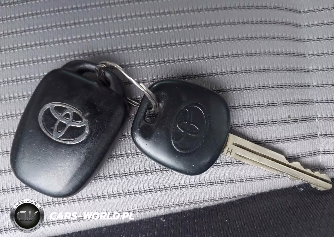 2015 Toyota Rav4 Xle VIN:2T3RFREV3FW334395 - 11
