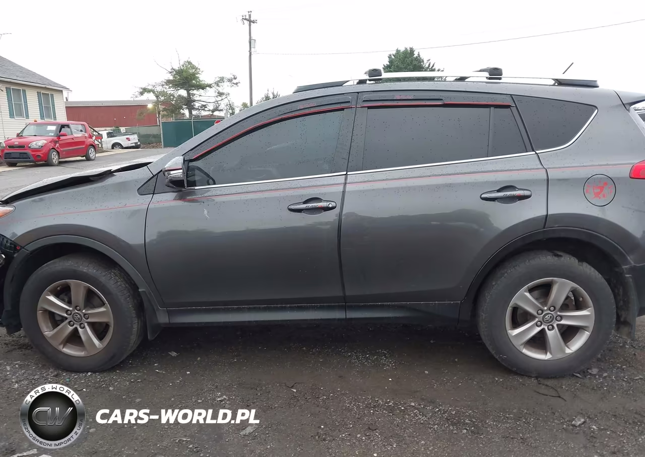 2015 Toyota Rav4 Xle VIN:2T3RFREV3FW334395 - 14