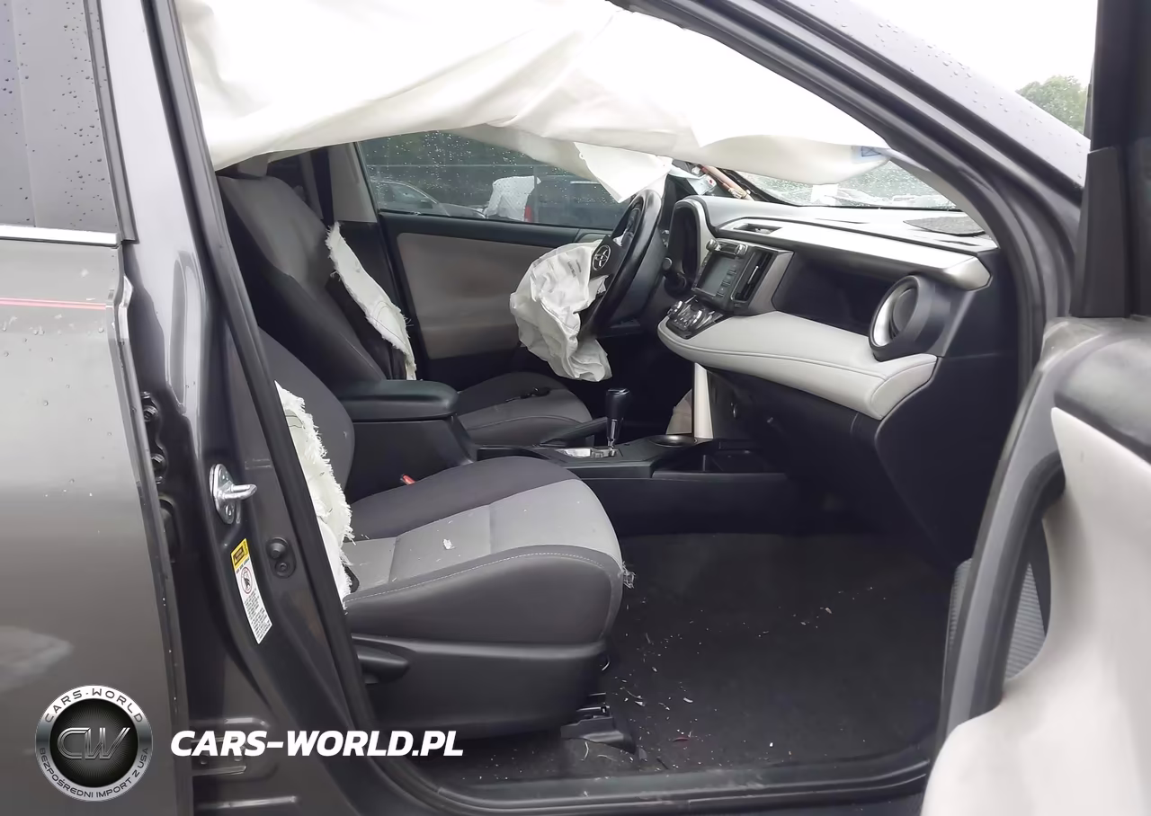 2015 Toyota Rav4 Xle VIN:2T3RFREV3FW334395 - 5