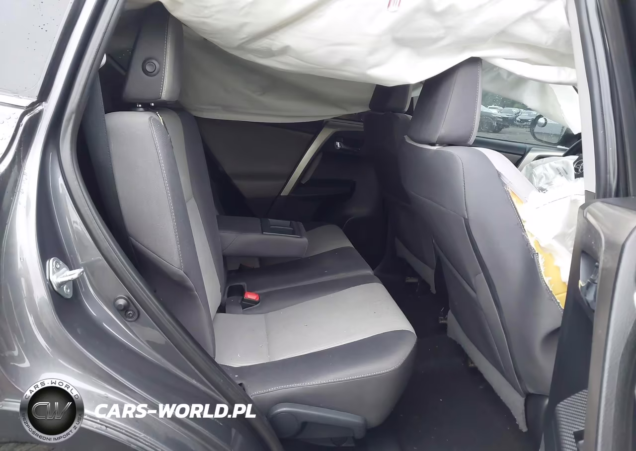 2015 Toyota Rav4 Xle VIN:2T3RFREV3FW334395 - 8
