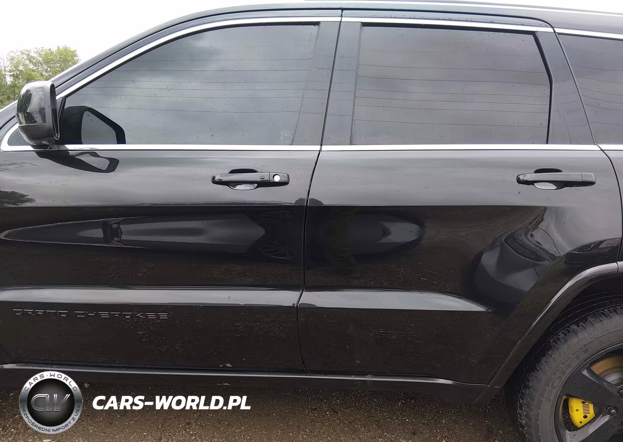 2015 Jeep Grand Cherokee Altitude VIN:1C4RJFAG4FC752102 - 14
