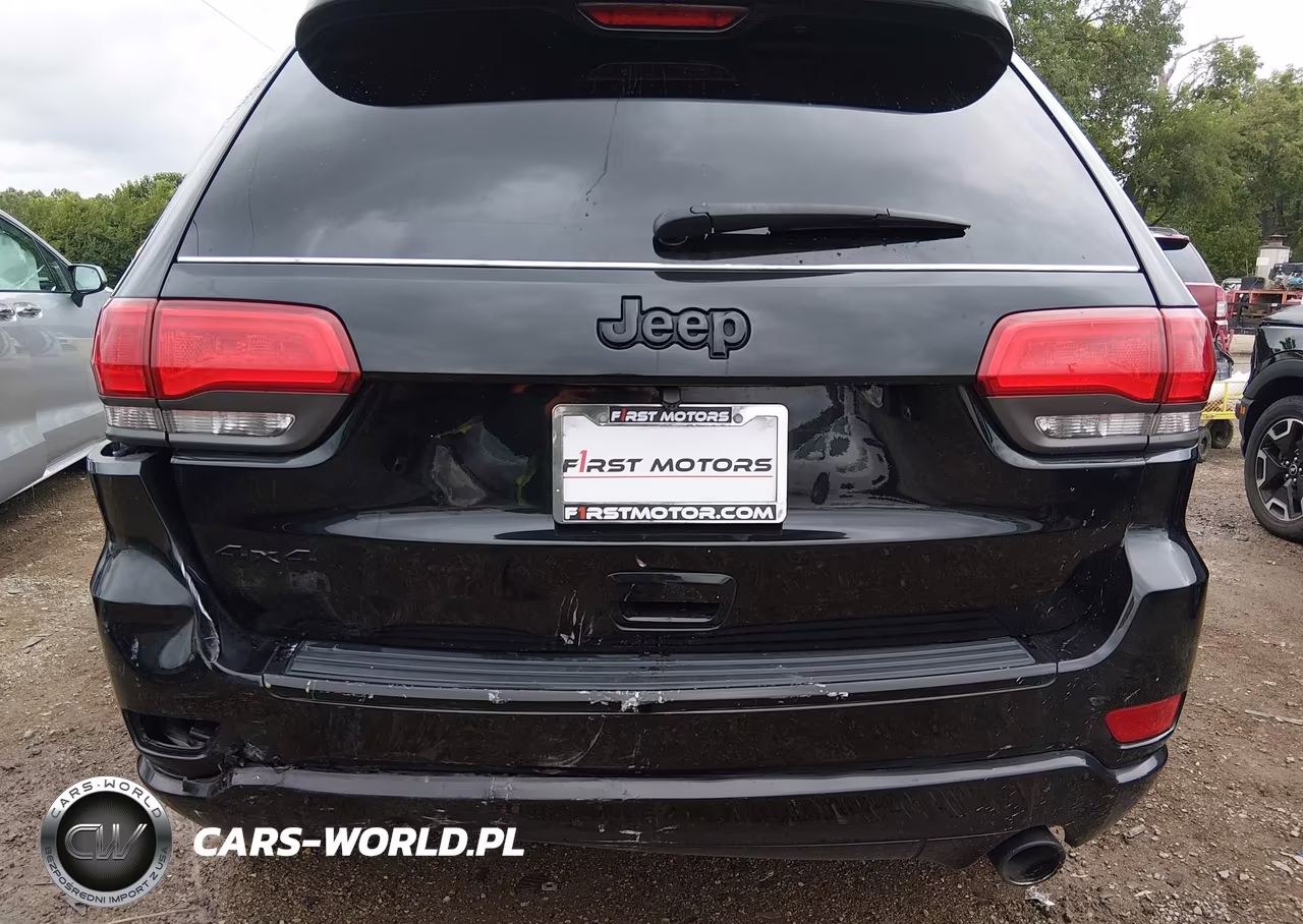 2015 Jeep Grand Cherokee Altitude VIN:1C4RJFAG4FC752102 - 16