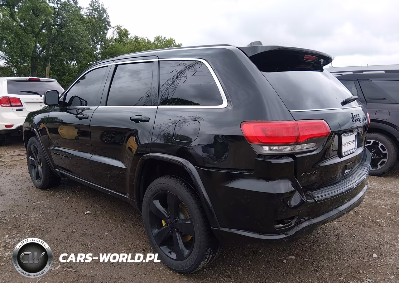 2015 Jeep Grand Cherokee Altitude VIN:1C4RJFAG4FC752102 - 3