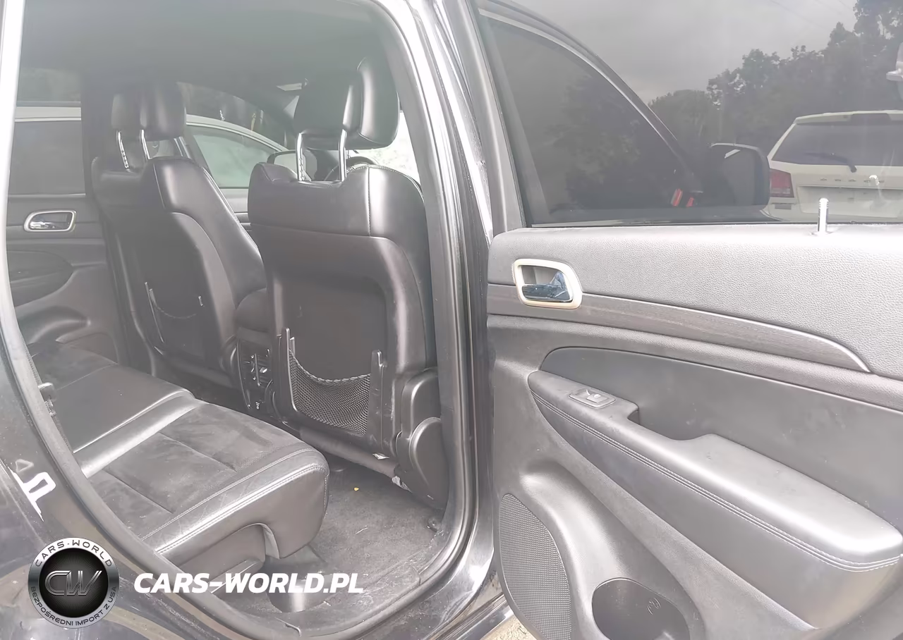 2015 Jeep Grand Cherokee Altitude VIN:1C4RJFAG4FC752102 - 8