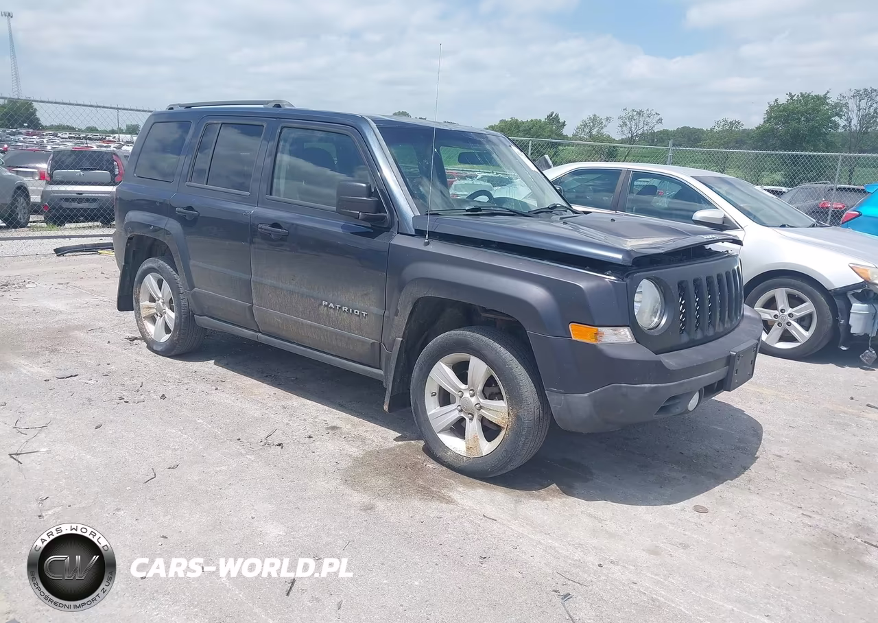 2014 Jeep Patriot Latitude – zdjęcie 1 z 11