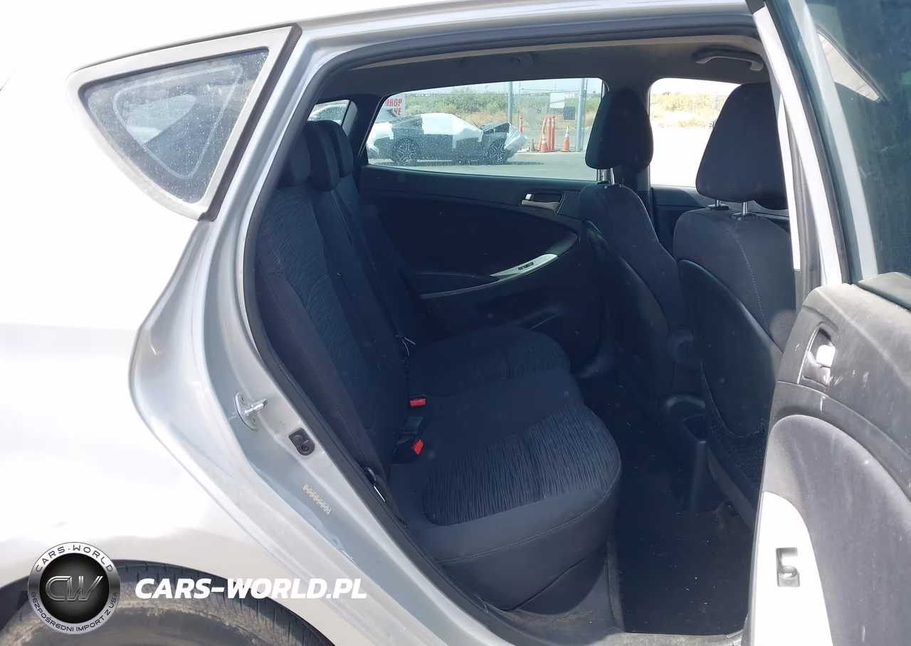 2015 Hyundai Accent Gs VIN:KMHCT5AE2FU217820 - 8