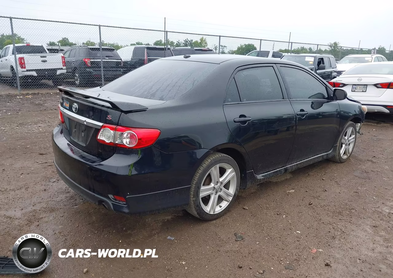 2013 Toyota Corolla S VIN:2T1BU4EE4DC015766 - 4