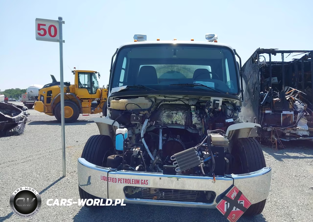 2018 Freightliner S2G VIN:4UZAEDE31JCKG2472 - 11