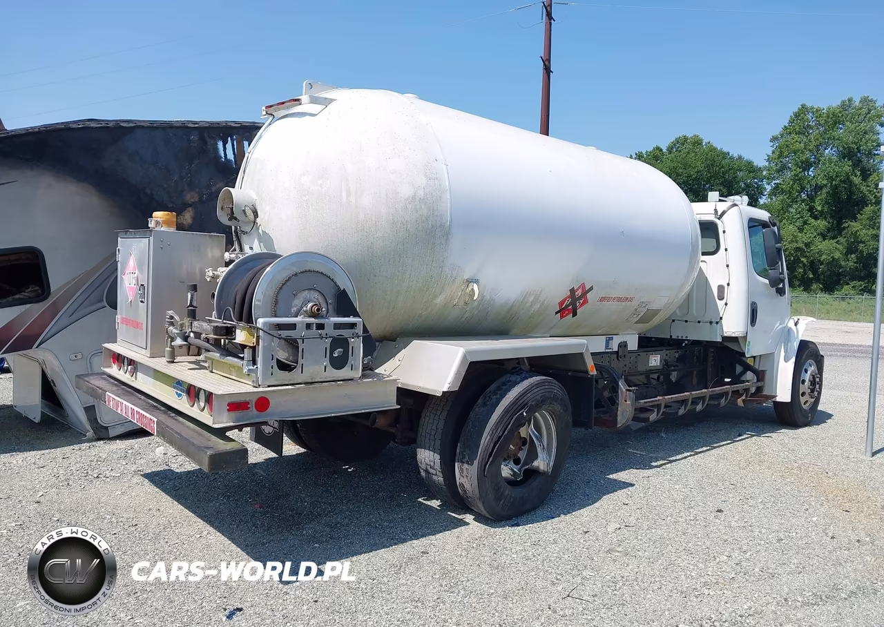 2018 Freightliner S2G VIN:4UZAEDE31JCKG2472 - 4