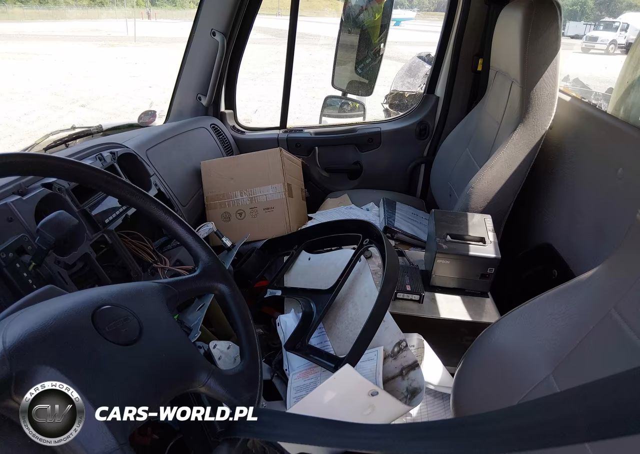 2018 Freightliner S2G VIN:4UZAEDE31JCKG2472 - 6