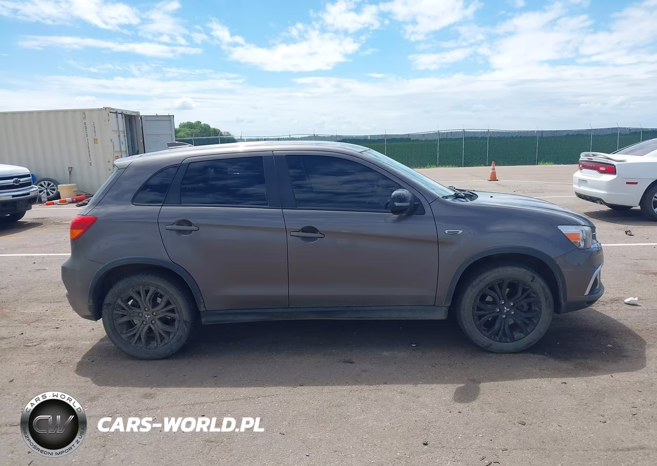 2018 Mitsubishi Outlander Sport 2.0 Le VIN:JA4AR3AU4JZ020885 - 13