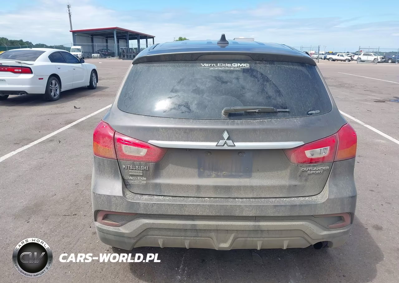 2018 Mitsubishi Outlander Sport 2.0 Le VIN:JA4AR3AU4JZ020885 - 16