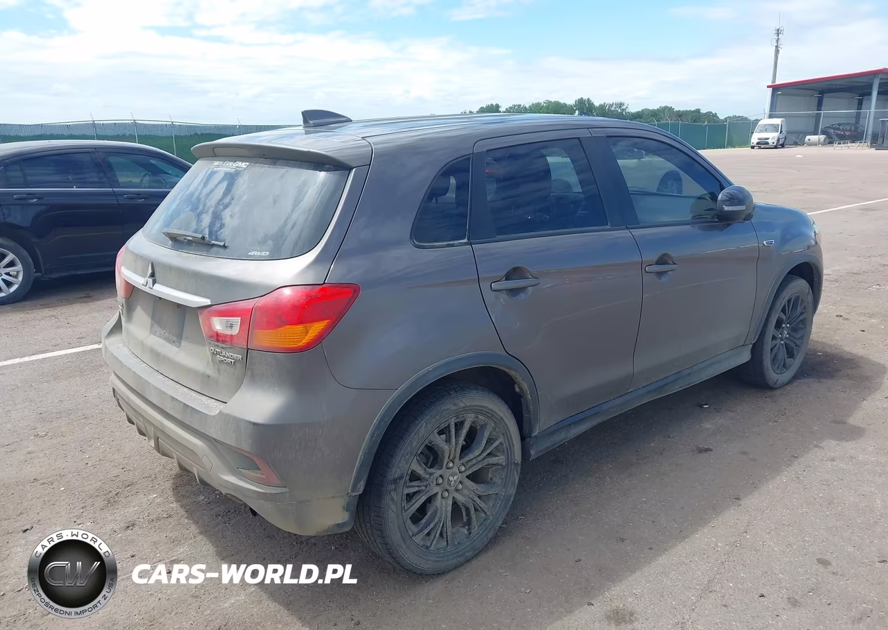 2018 Mitsubishi Outlander Sport 2.0 Le VIN:JA4AR3AU4JZ020885 - 4
