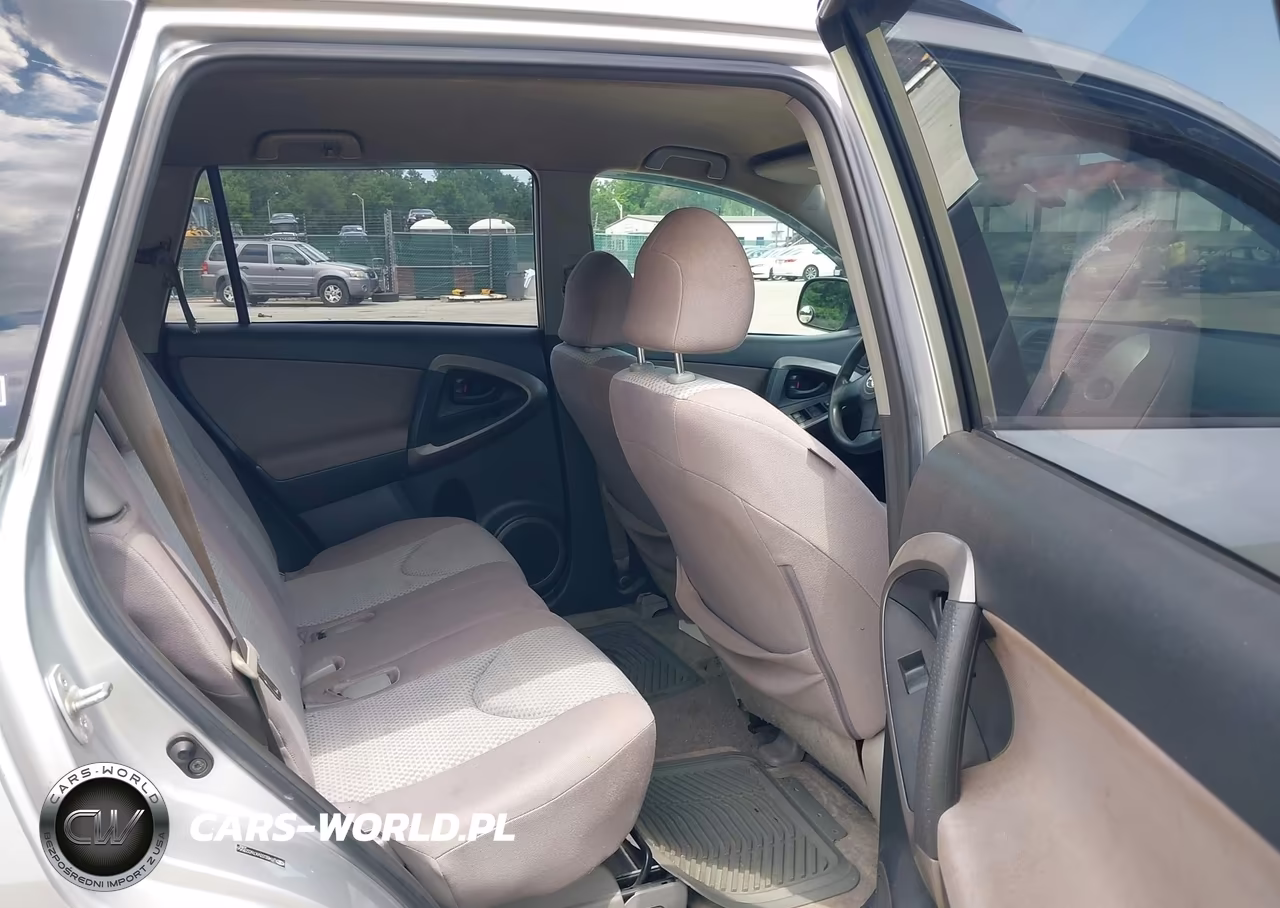 2007 Toyota Rav4 VIN:JTMBD33VX76023556 - 8