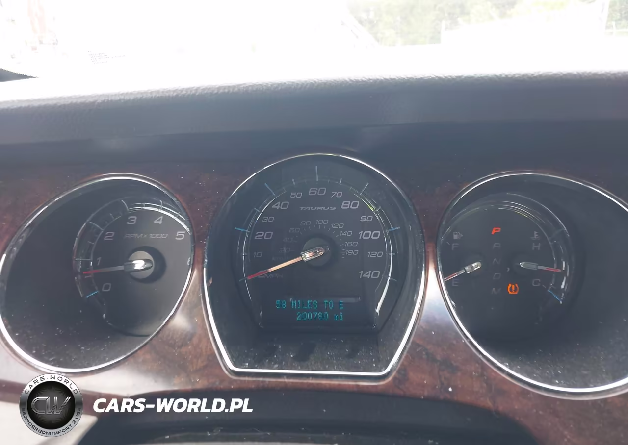 2011 Ford Taurus Limited VIN:1FAHP2FW5BG155844 - 7