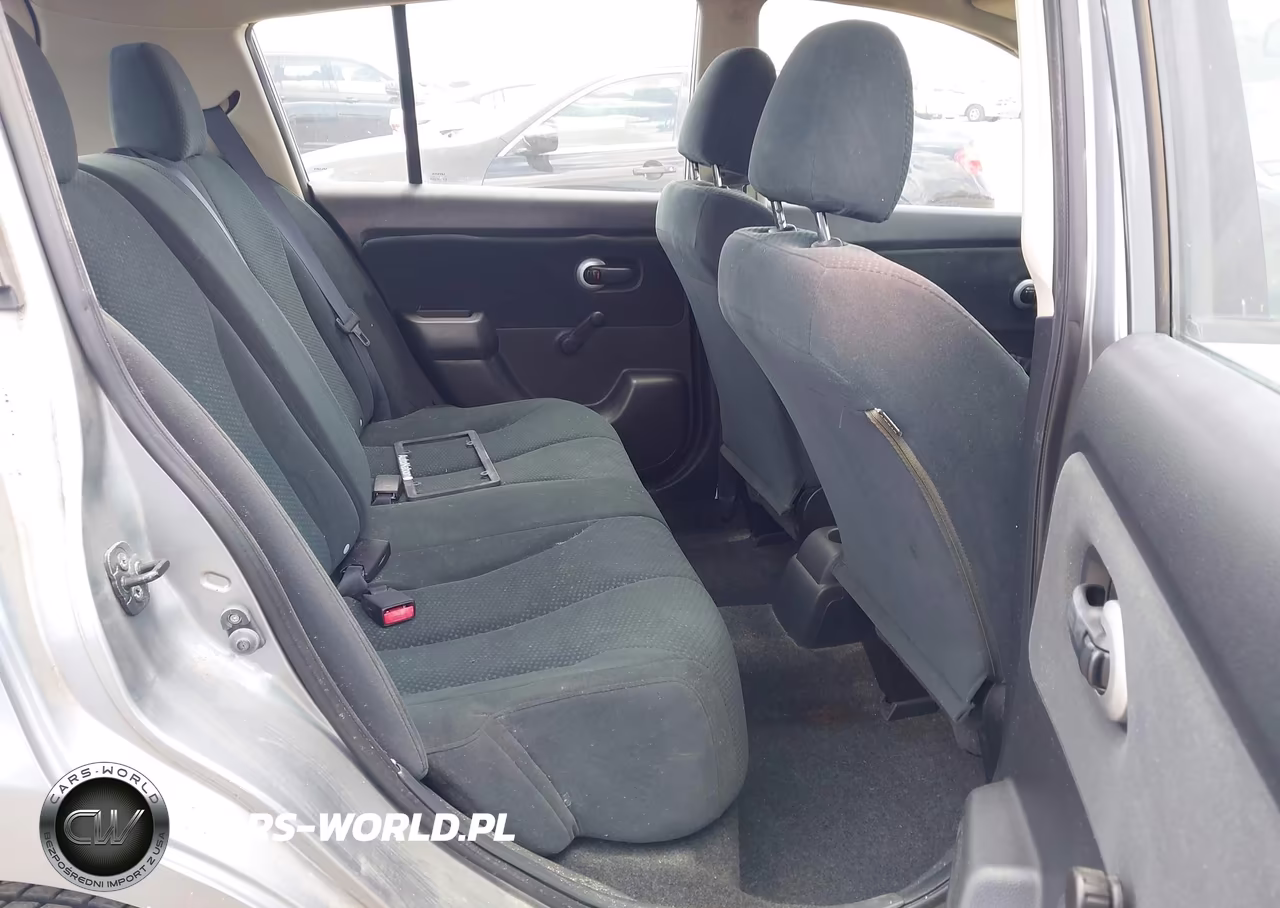 2011 Nissan Versa 1.8S VIN:3N1BC1CP1BL389903 - 8