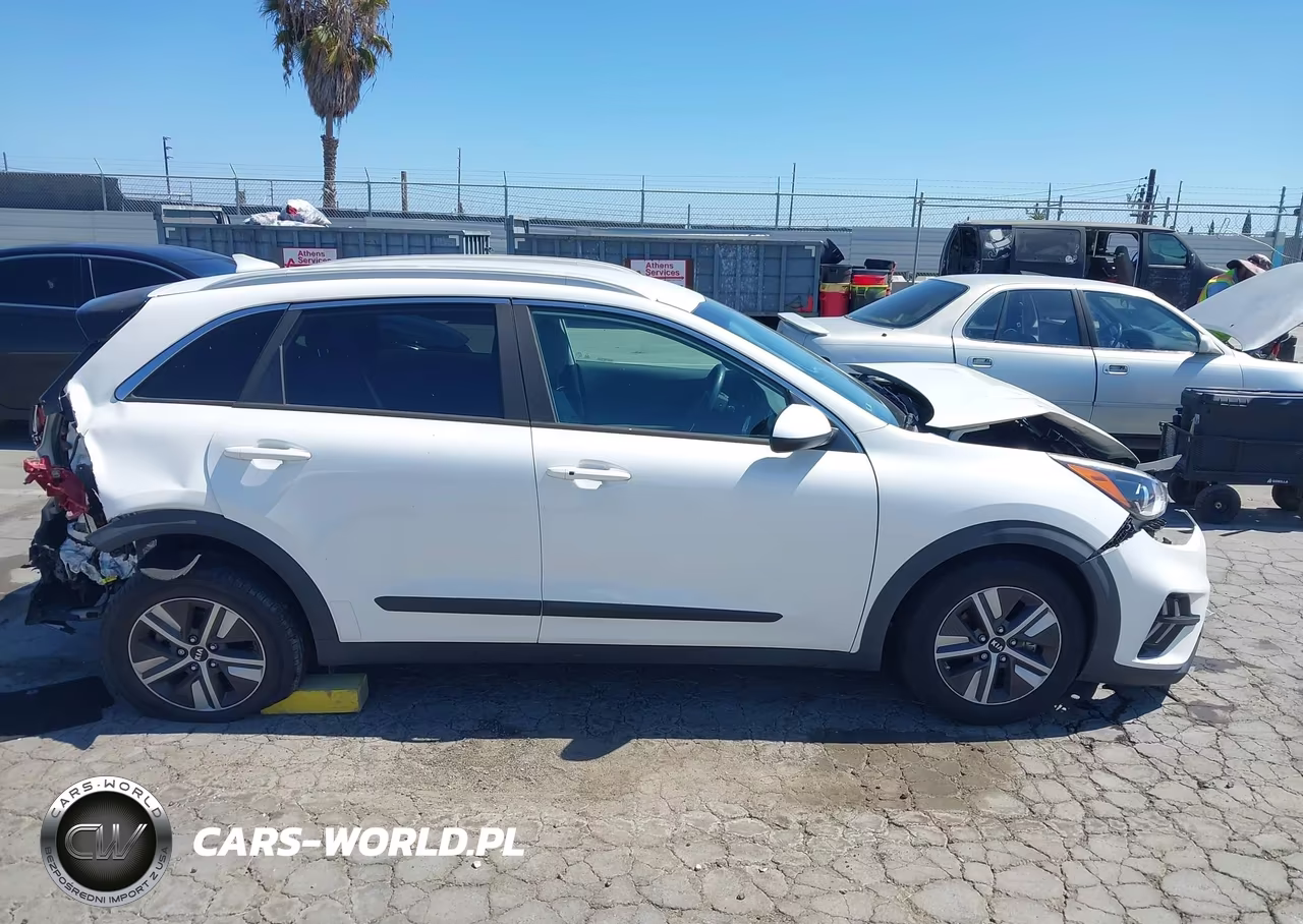 2021 Kia Niro Lxs VIN:KNDCB3LC6M5487972 - 13
