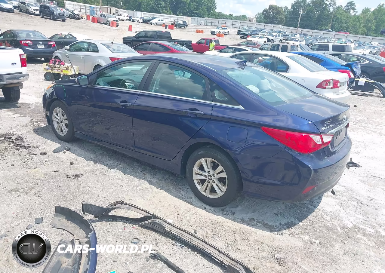 2014 Hyundai Sonata Gls VIN:5NPEB4AC7EH852677 - 3