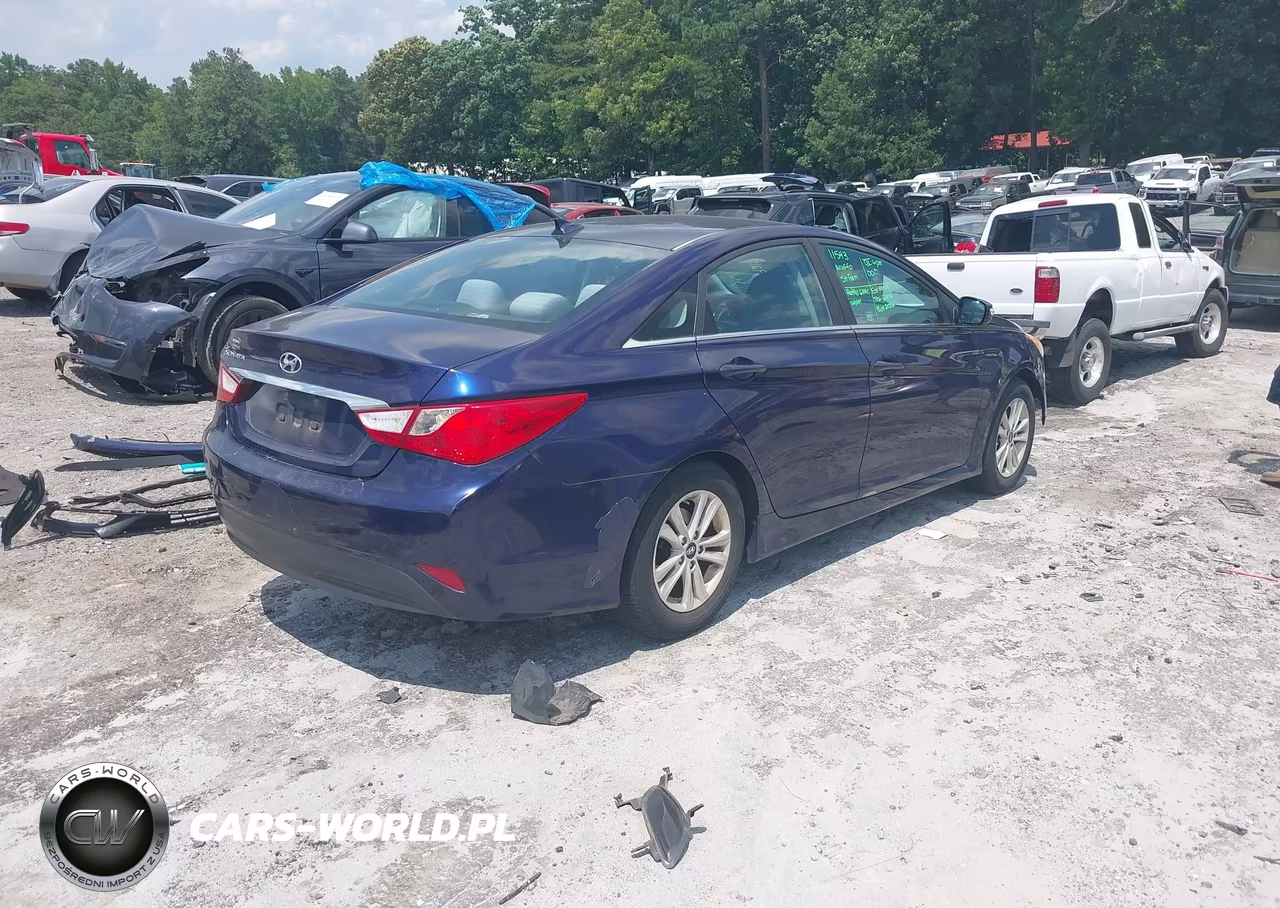 2014 Hyundai Sonata Gls VIN:5NPEB4AC7EH852677 - 4