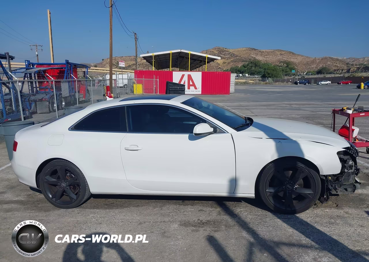 2010 Audi A5 2.0T Premium VIN:WAULFAFRXAA061453 - 17