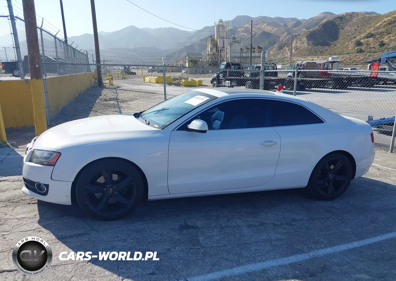 2010 Audi A5 2.0T Premium VIN:WAULFAFRXAA061453 - 18