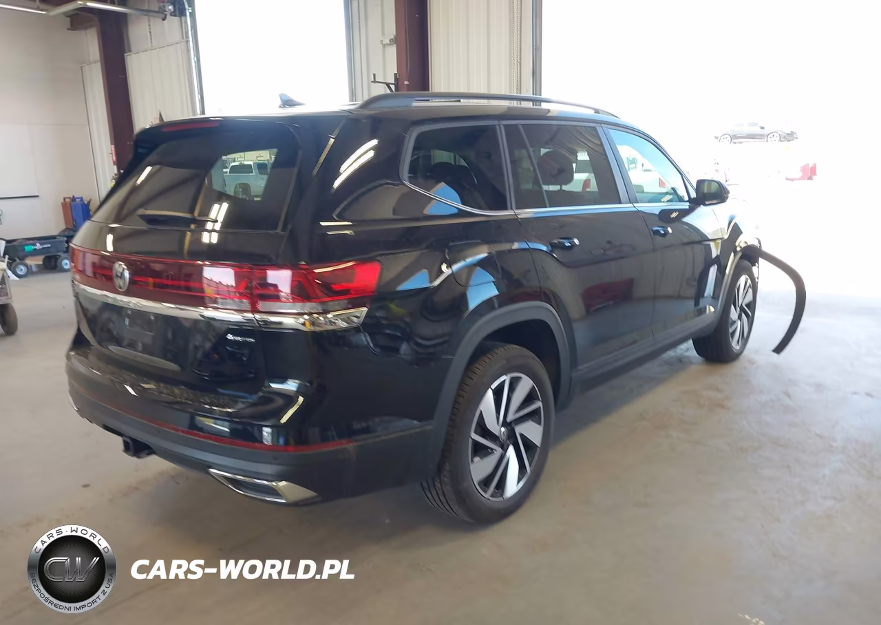 2026 Volkswagen Atlas Se With Technology VIN:1V2HN2CA6TC556058 - 4