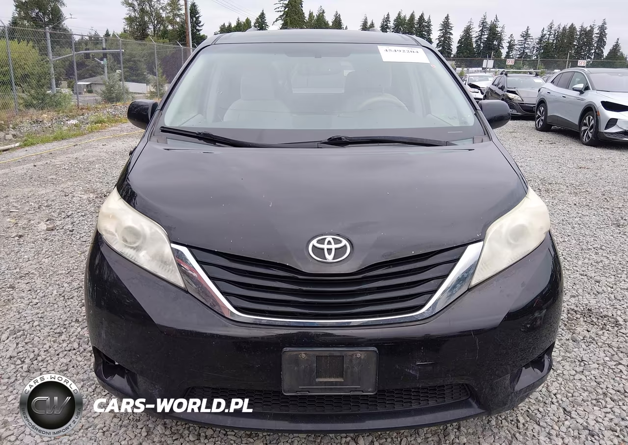 2013 Toyota Sienna Le V6 8 Passenger VIN:5TDKK3DC0DS307096 - 12