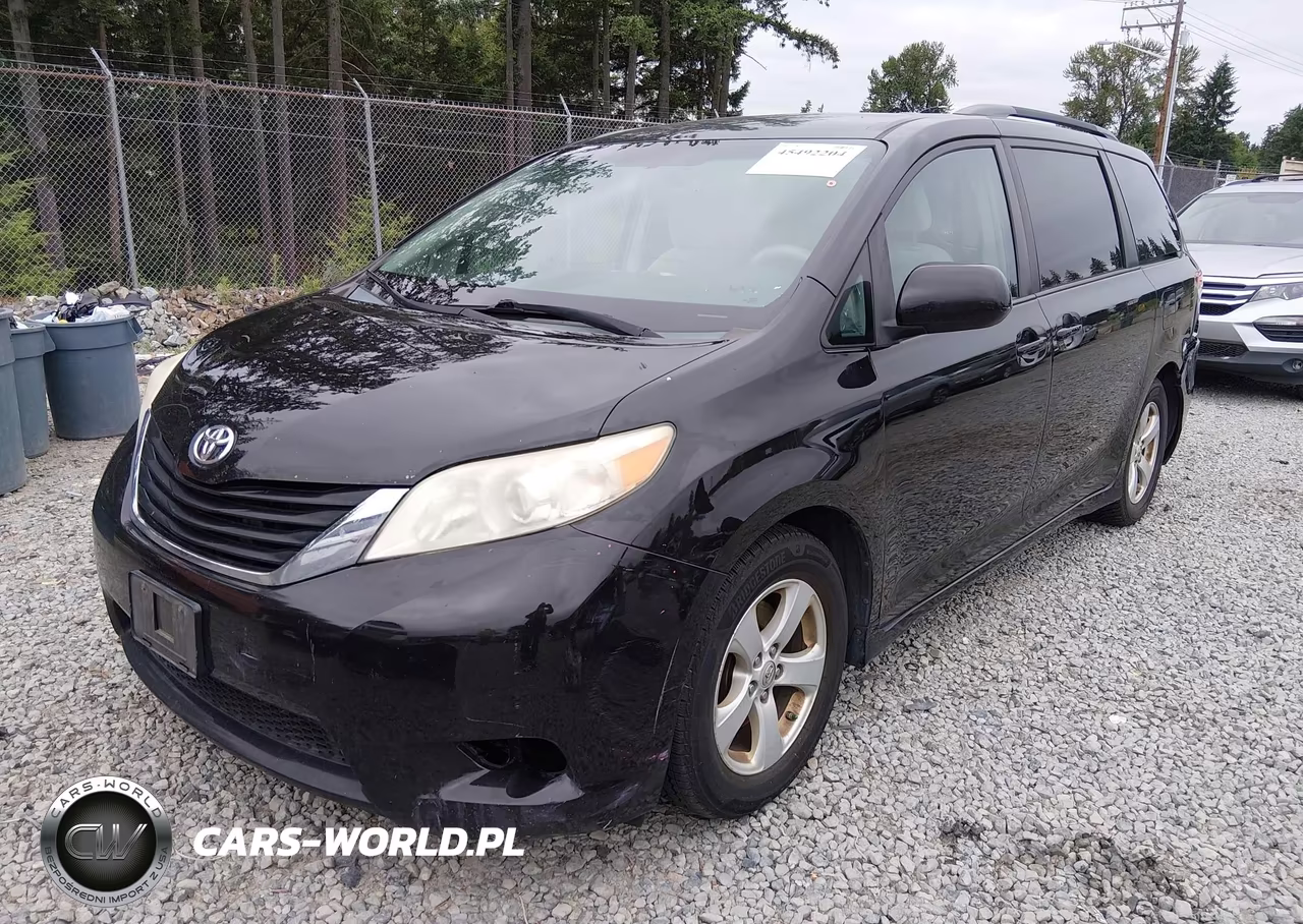 2013 Toyota Sienna Le V6 8 Passenger VIN:5TDKK3DC0DS307096 - 2