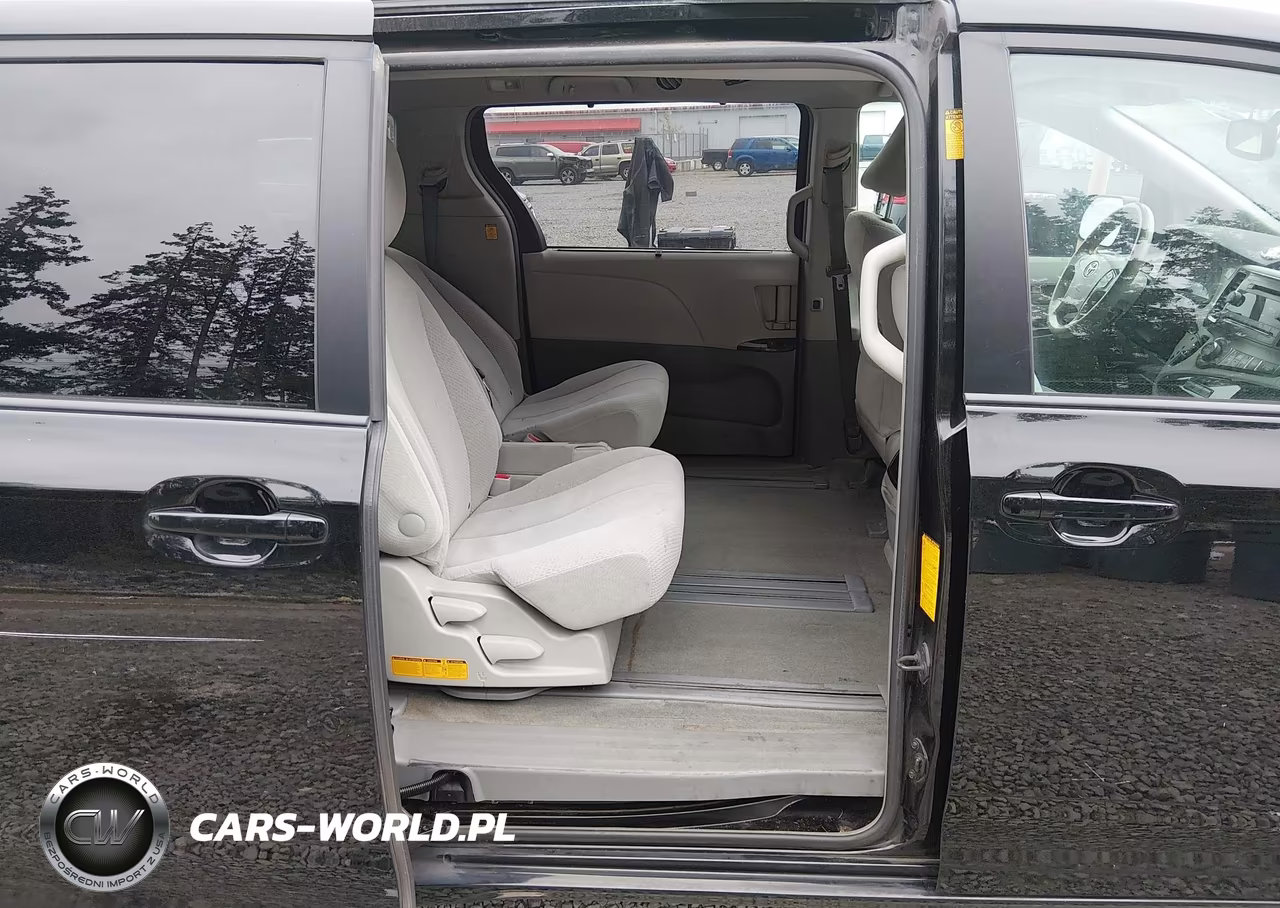 2013 Toyota Sienna Le V6 8 Passenger VIN:5TDKK3DC0DS307096 - 8