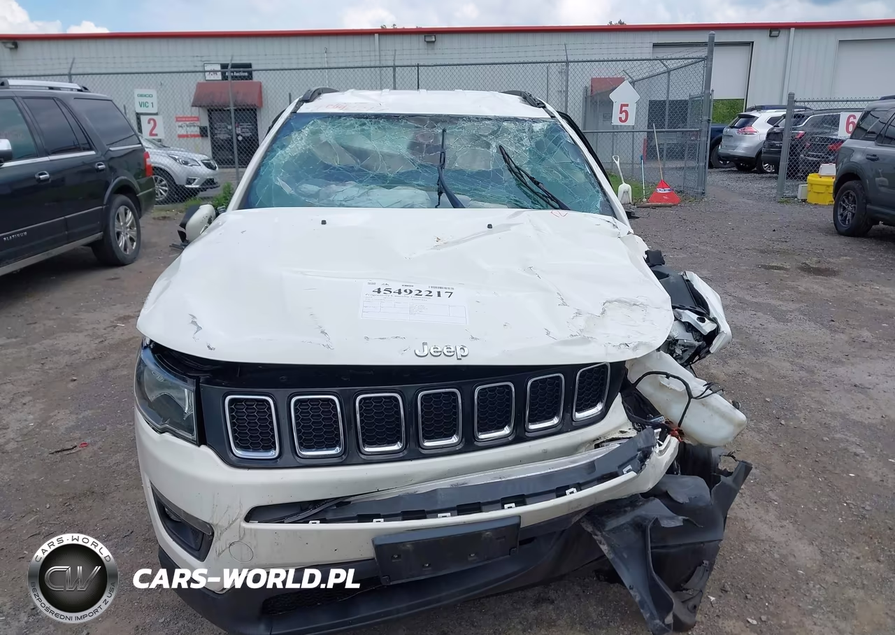2019 Jeep Compass Latitude 4X4 VIN:3C4NJDBB9KT704213 - 12