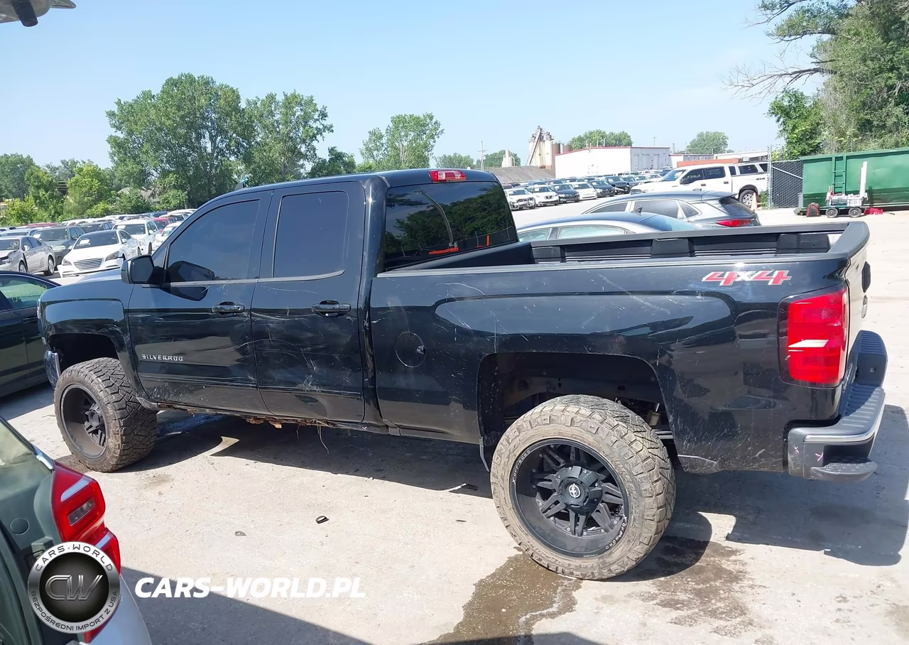 2018 Chevrolet Silverado 1500 Lt VIN:1GCVKREC6JZ166799 - 14
