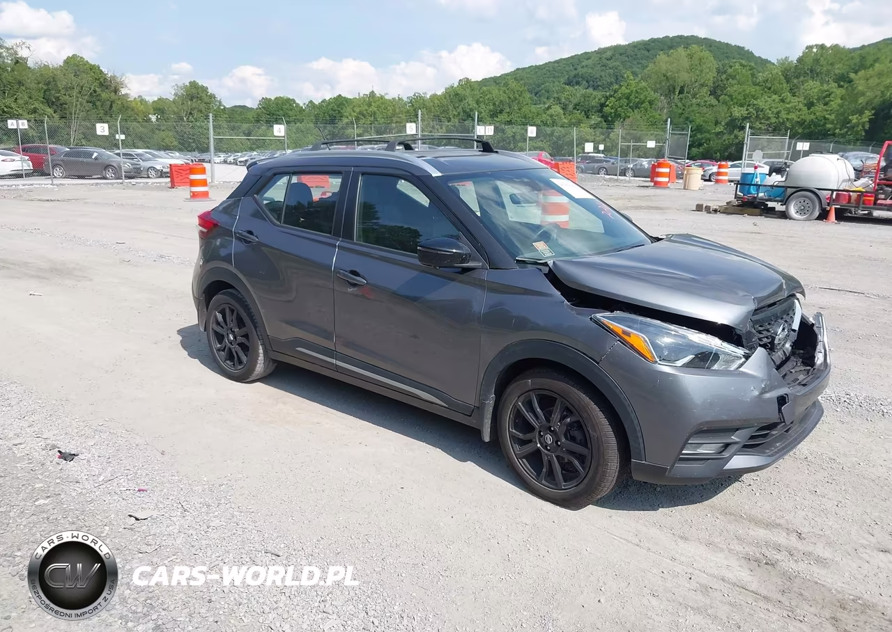 2020 Nissan Kicks Sr Xtronic Cvt