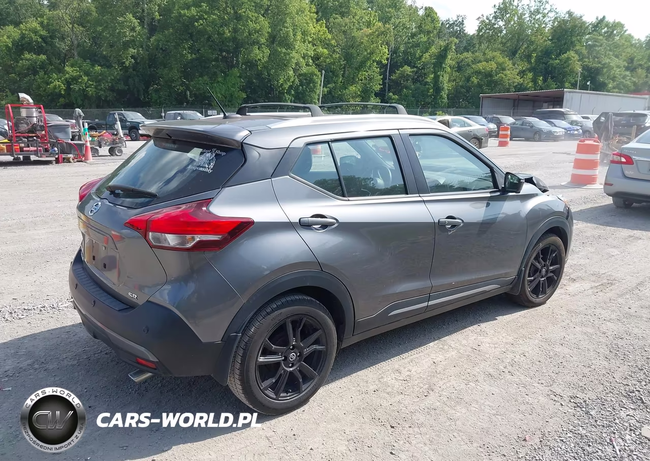 2020 Nissan Kicks Sr Xtronic Cvt VIN:3N1CP5DV0LL566312 - 4