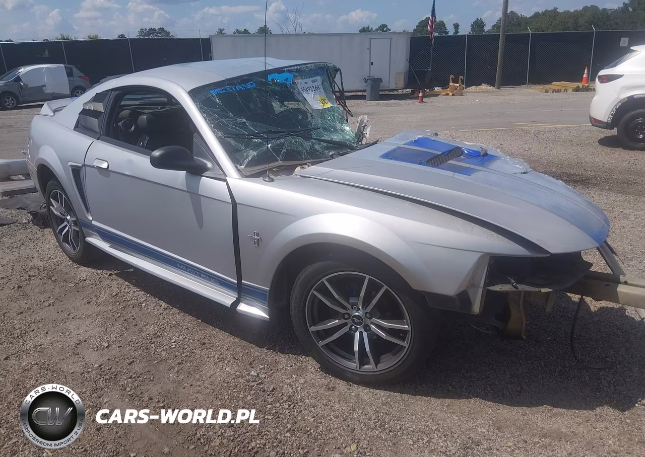 2000 Ford Mustang