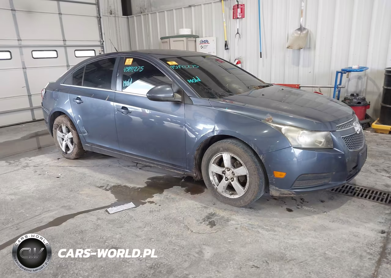2013 Chevrolet Cruze 1Lt Manual – zdjęcie 1 z 10