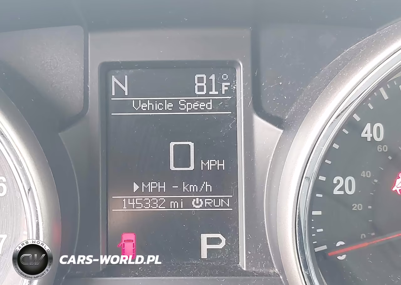 2011 Jeep Grand Cherokee Laredo VIN:1J4RR4GGXBC570252 - 16