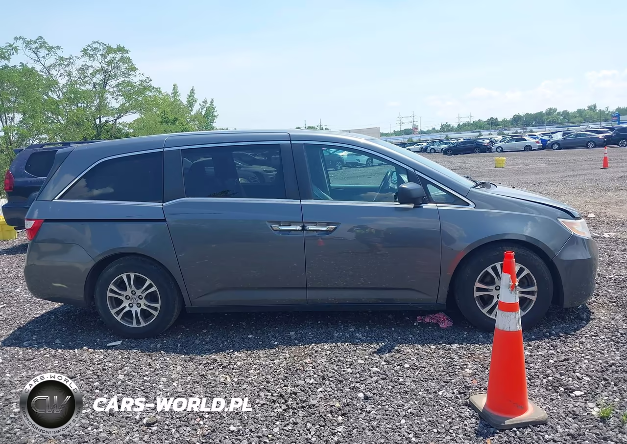 2013 Honda Odyssey Ex-L VIN:5FNRL5H68DB040788 - 13