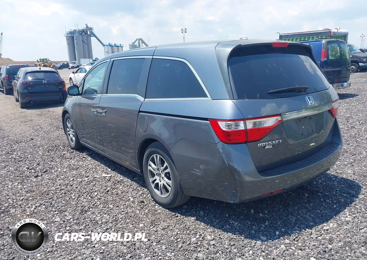 2013 Honda Odyssey Ex-L VIN:5FNRL5H68DB040788 - 3