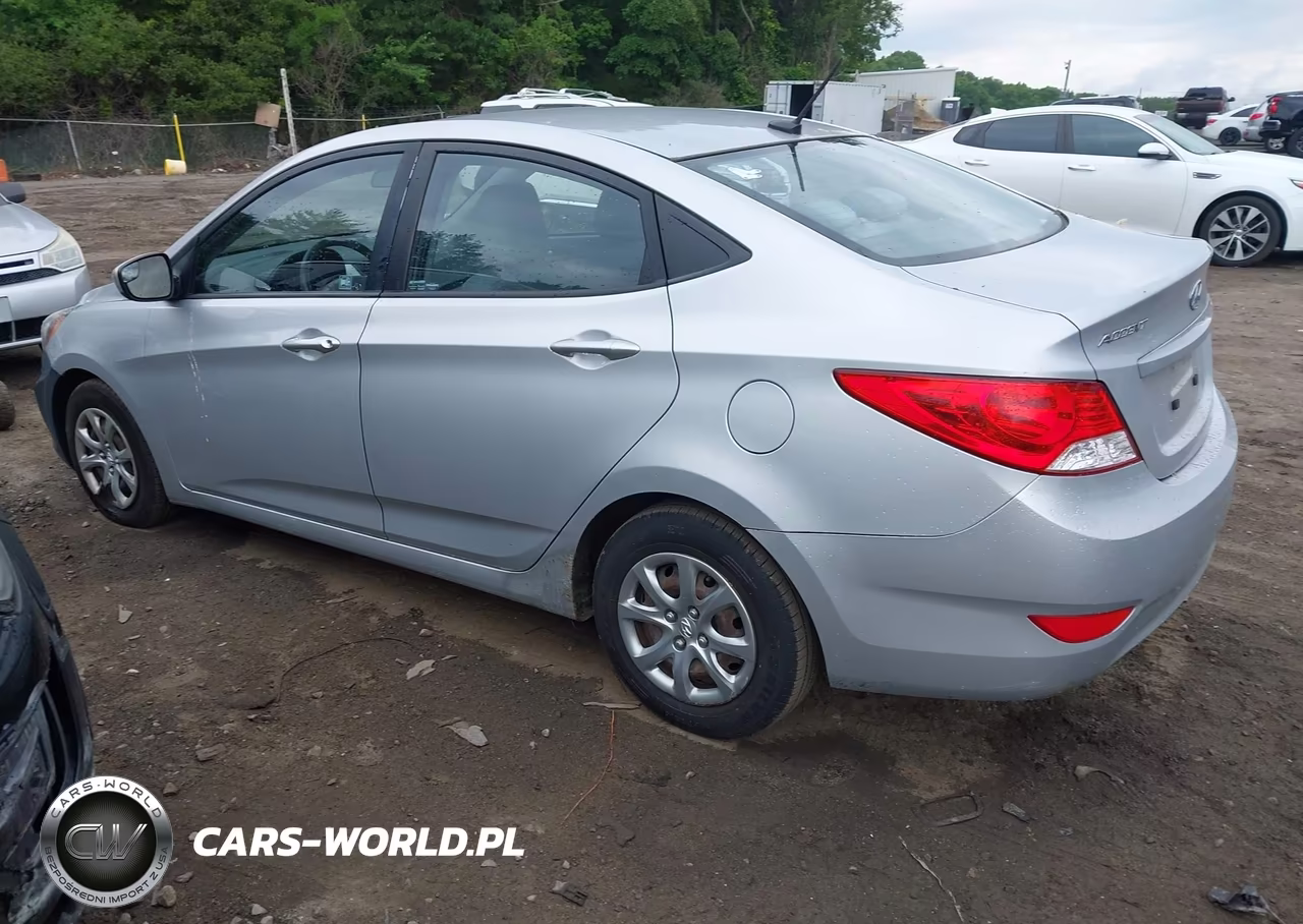 2014 Hyundai Accent Gls VIN:KMHCT4AE6EU640084 - 3