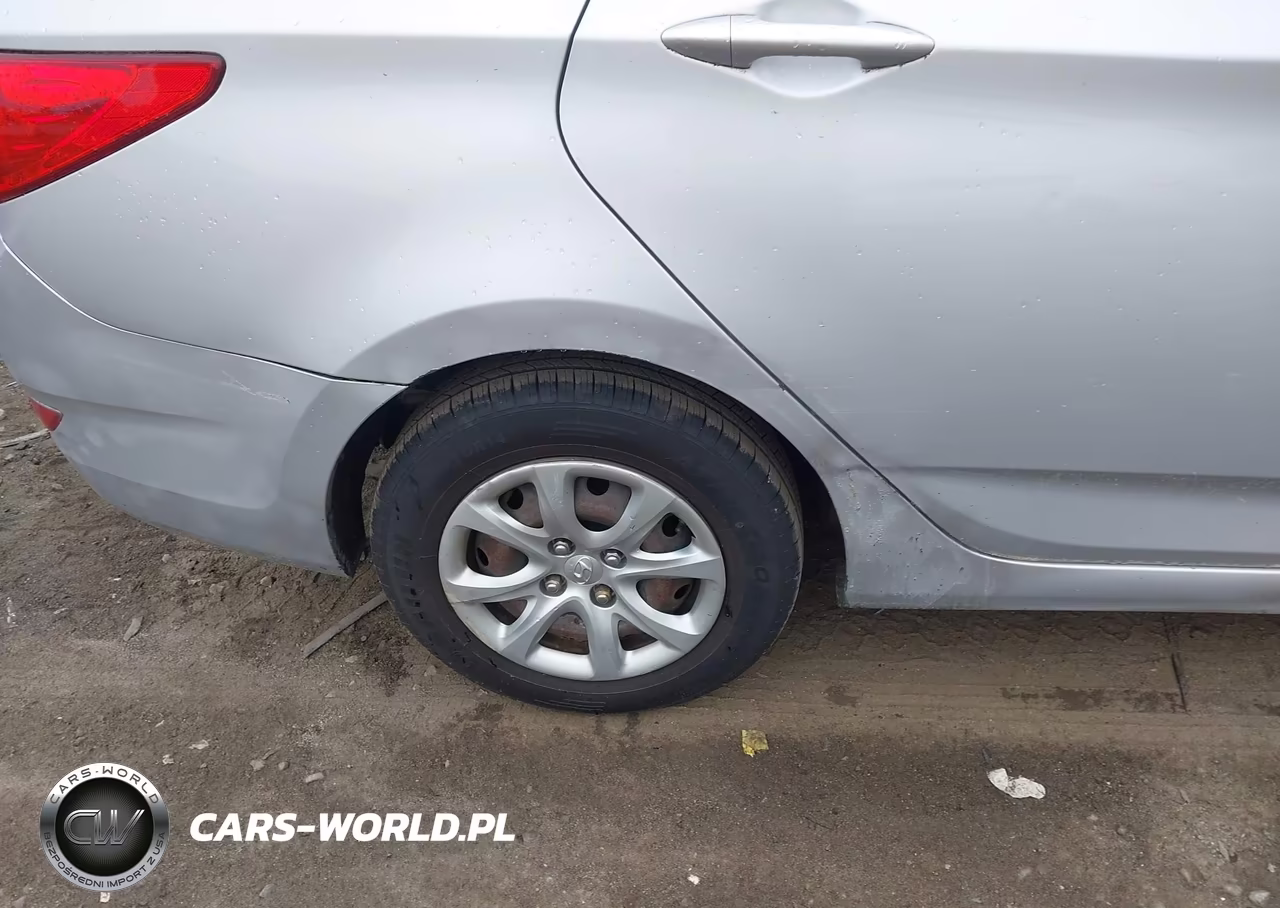 2014 Hyundai Accent Gls VIN:KMHCT4AE6EU640084 - 6