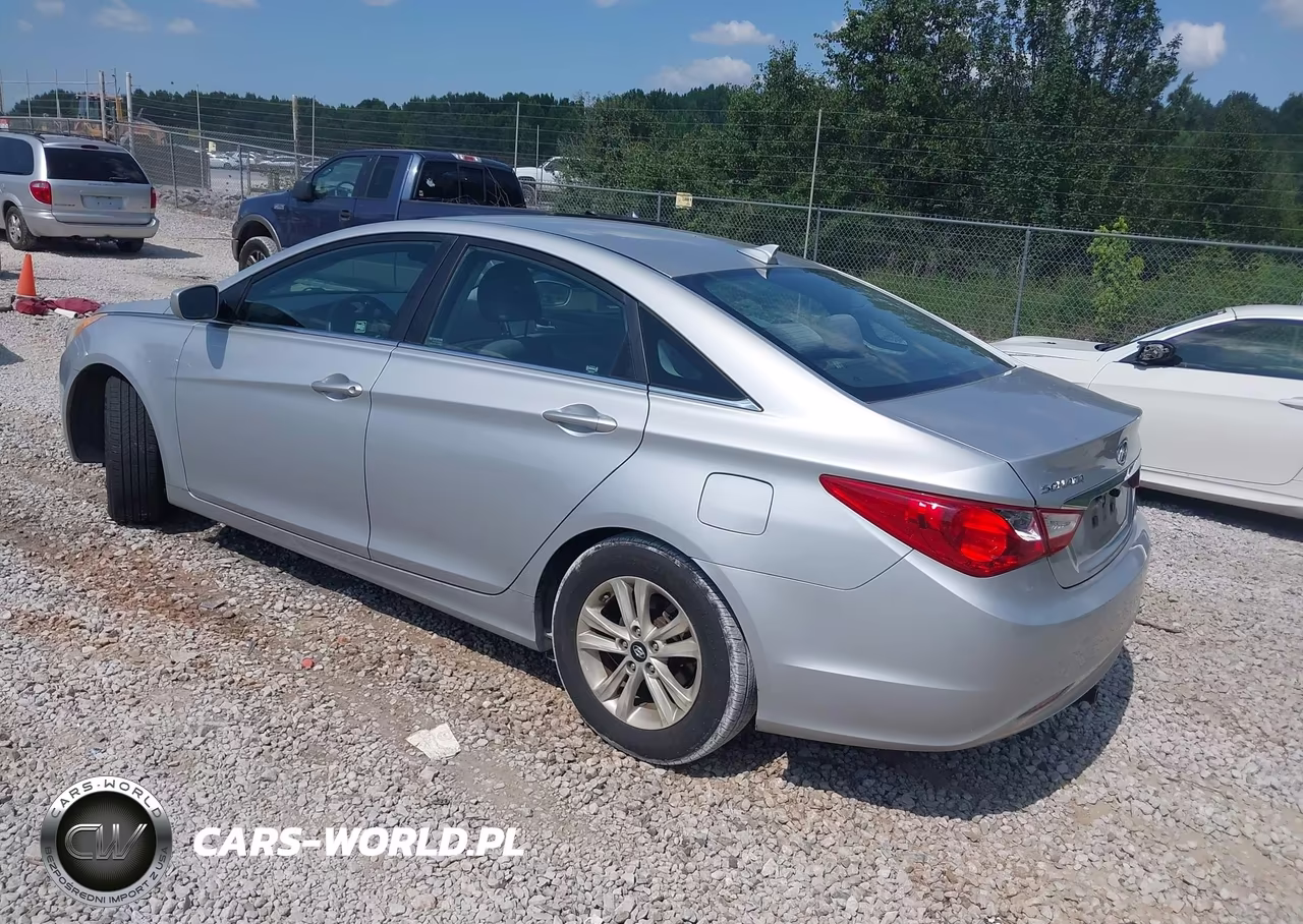 2012 Hyundai Sonata Gls VIN:5NPEB4AC9CH484807 - 3