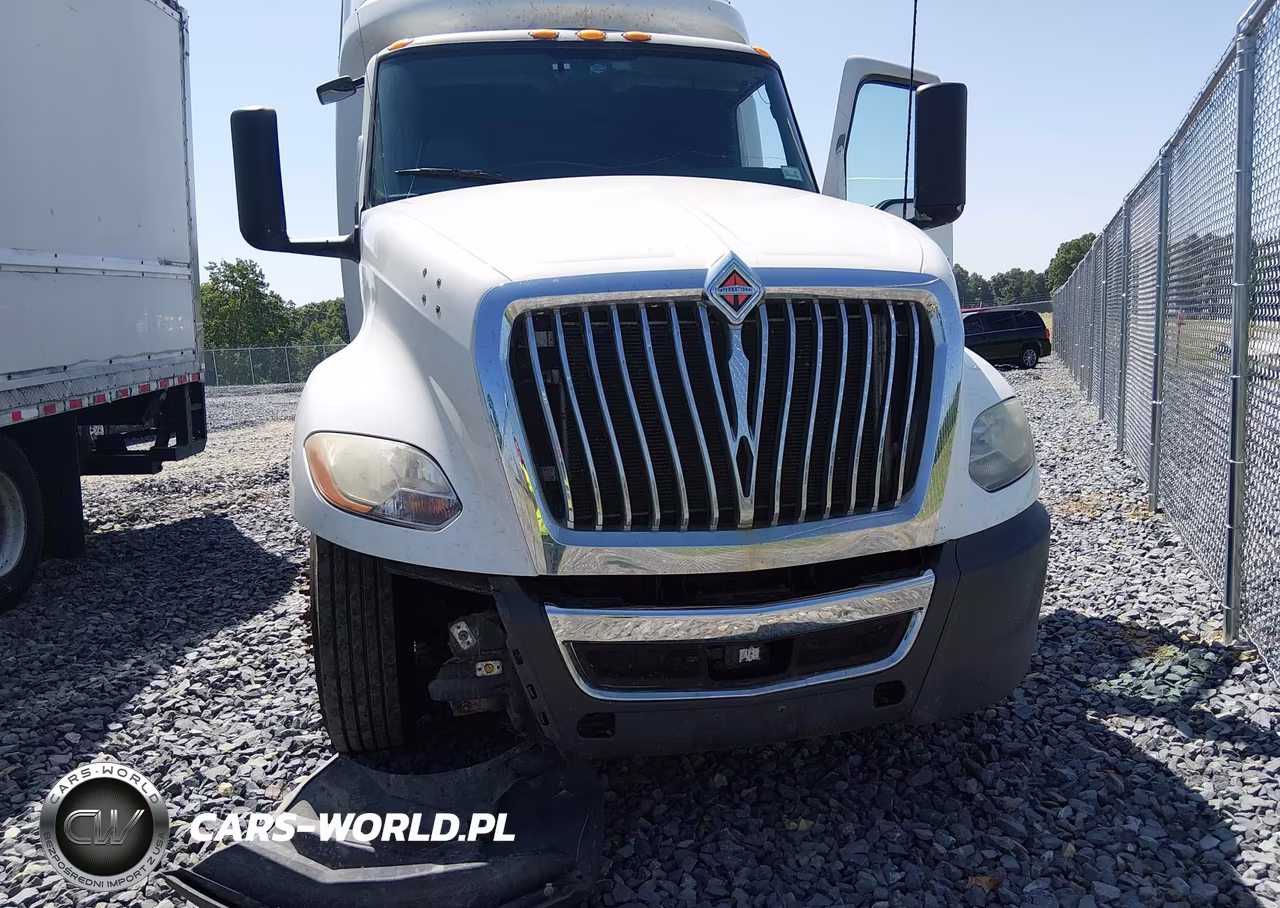 2018 International Lt VIN:3HSDZAPR3JN249393 - 11