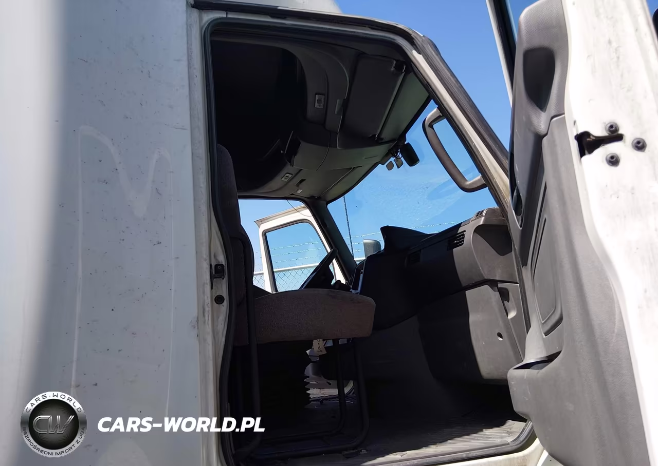2018 International Lt VIN:3HSDZAPR3JN249393 - 6
